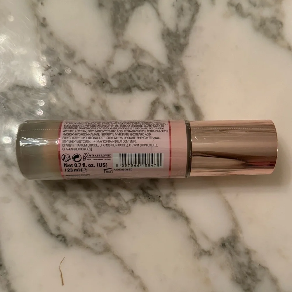 Bundle of Two Makeup REVOLUTION F6 CONCEAL & HYDRATE Radiance CONCEALER